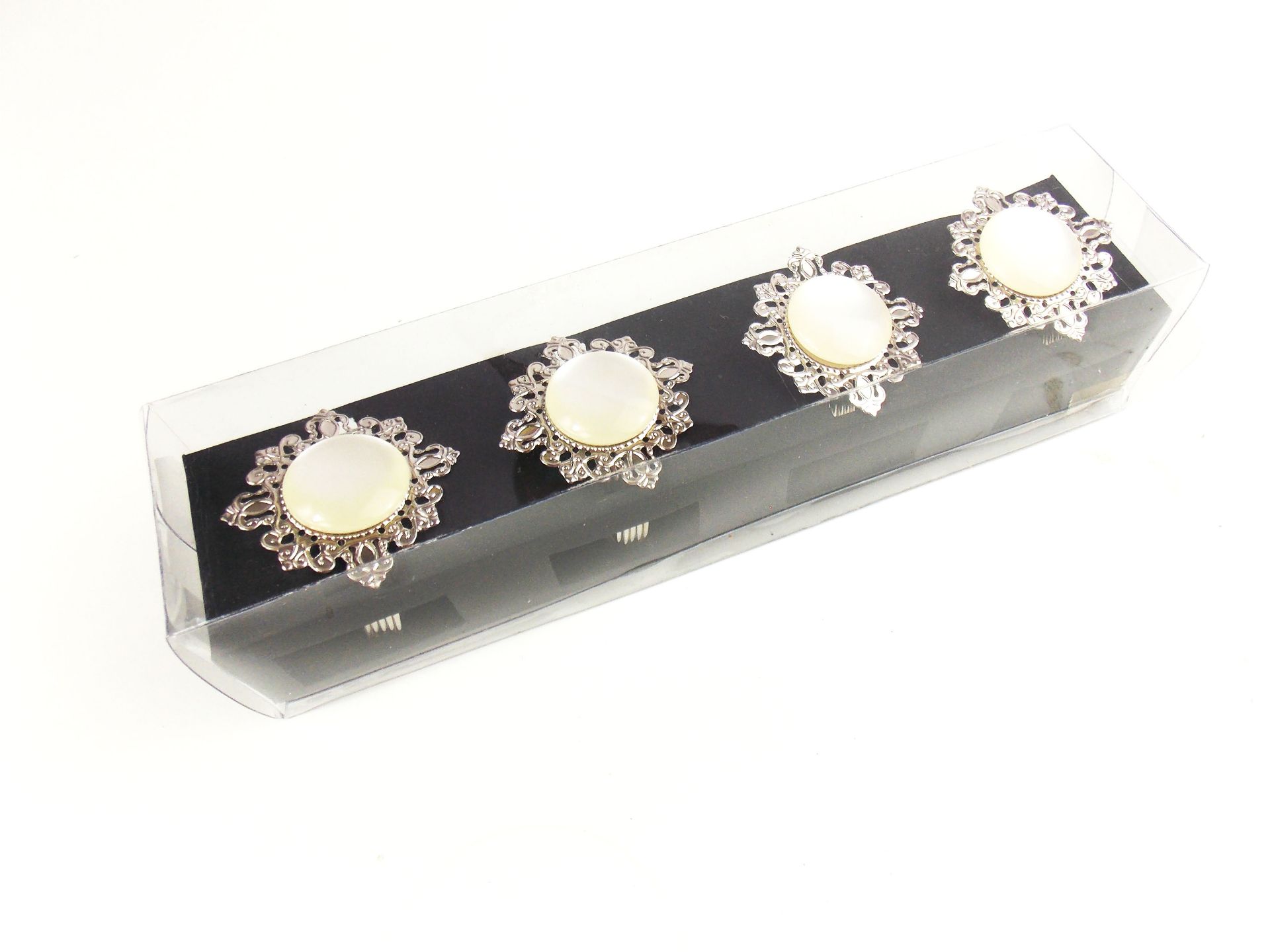 6 x Boxes of Four Vintage Style Napkin Rings with Pearlized Crystal Cabochon Centres - Image 4 of 4
