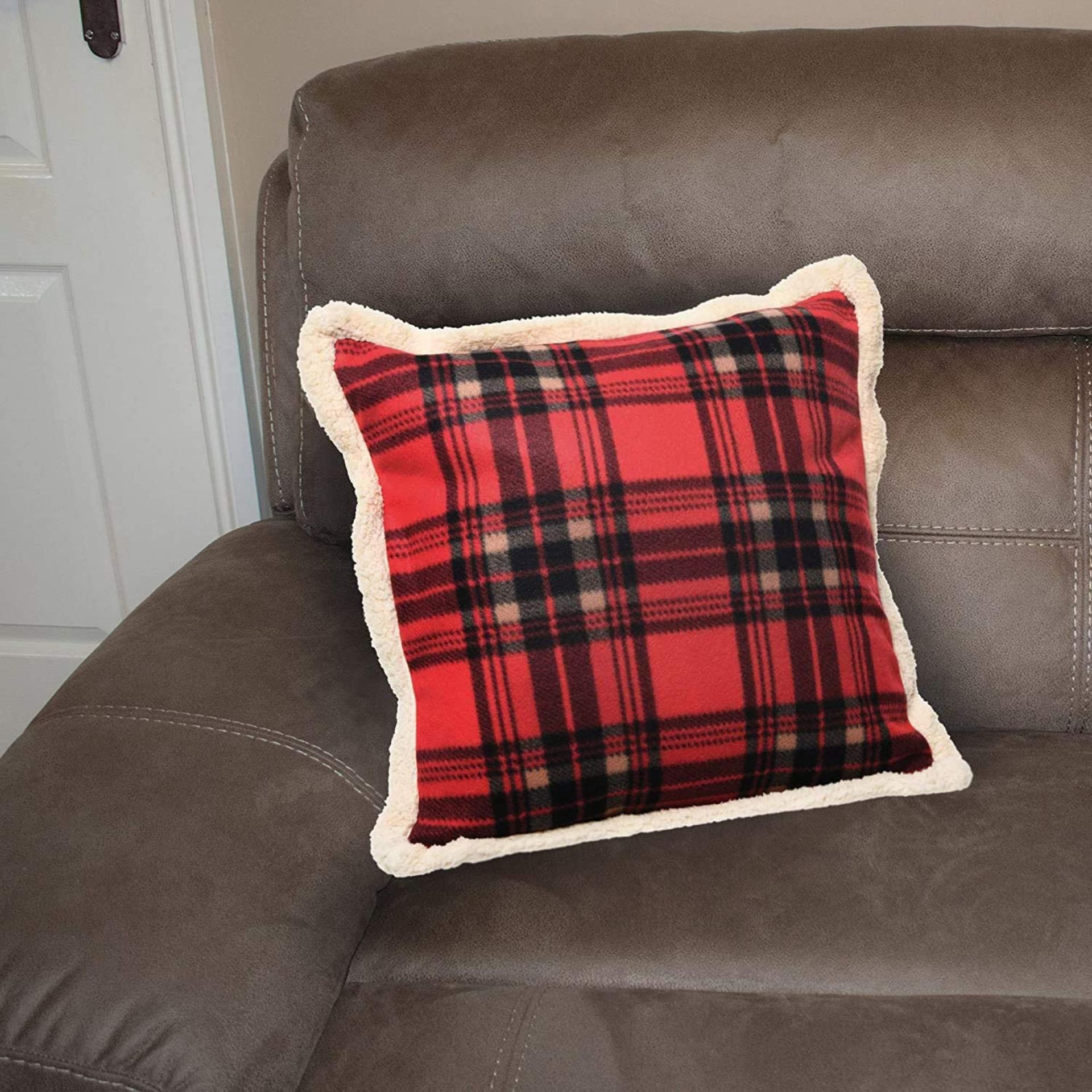 6 x Soft Touch Red Tartan Cushions with Fleecy Trim - Image 4 of 7