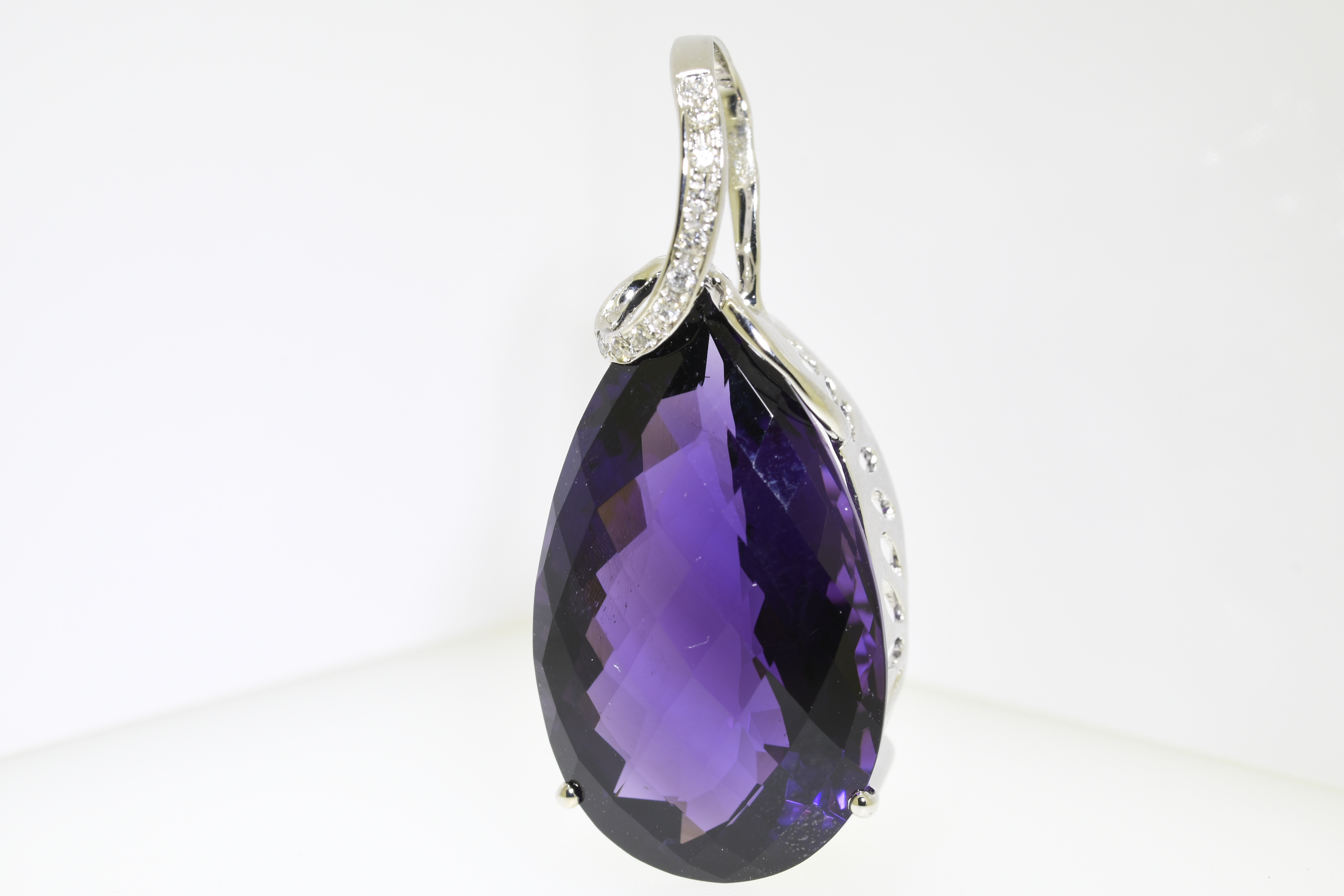 Pendant Amethyst & Diamond