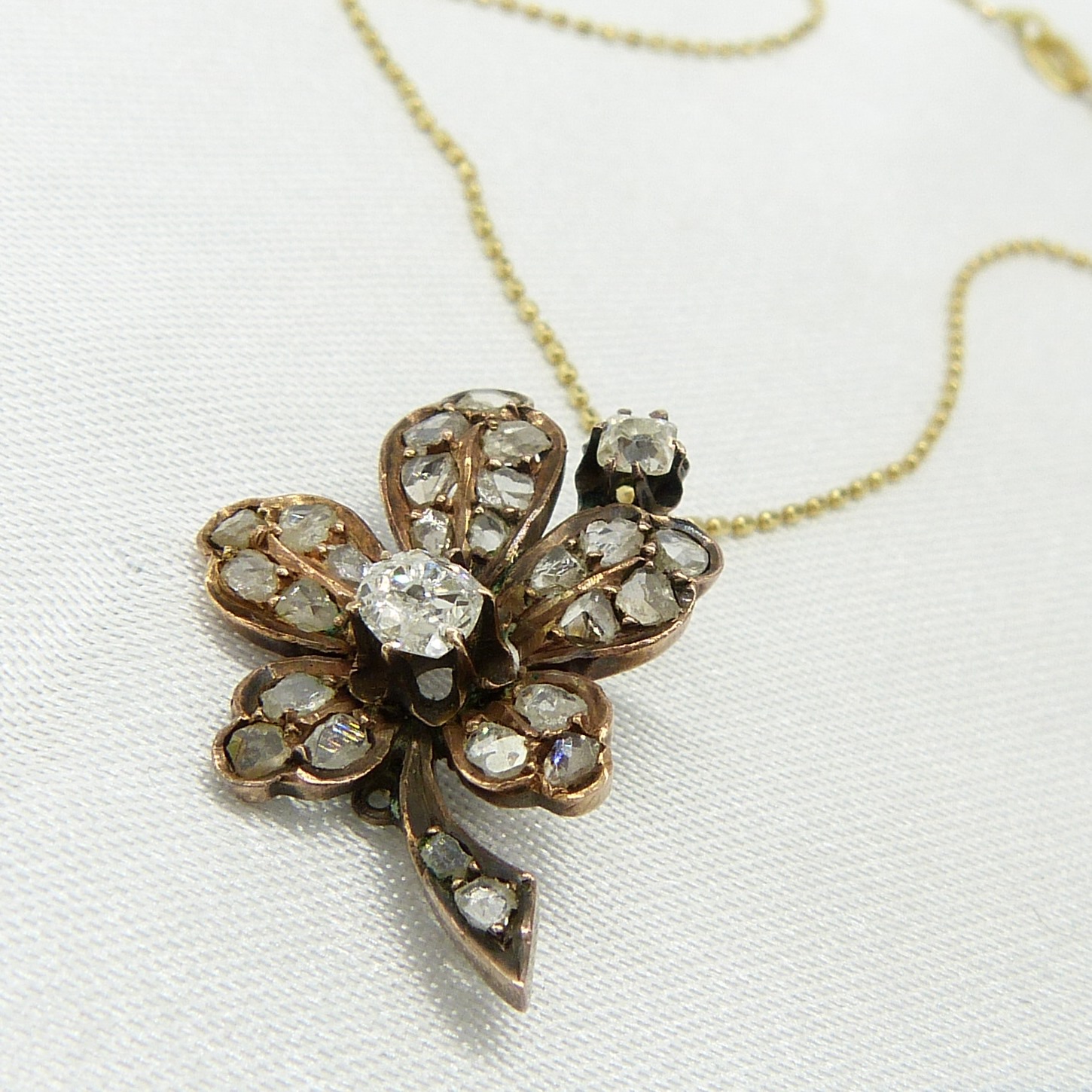 Antique old-cut and rose-cut diamond set flower pendant and chain, 14ct gold - Image 7 of 7
