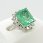 Stunning large emerald and diamond cluster ring with certificate, in platinum