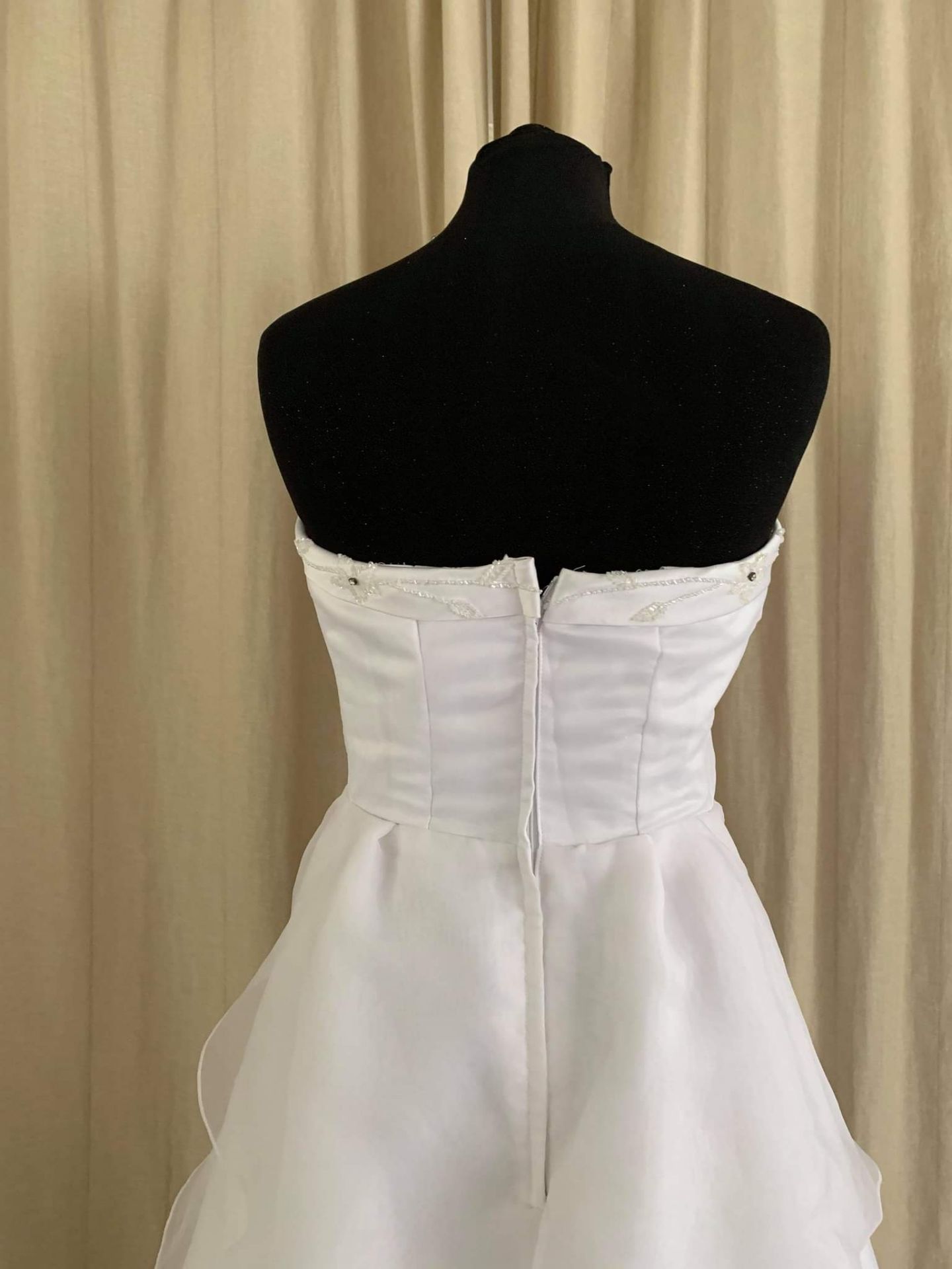 White formal Dress Approx. Size 14 - Image 3 of 6