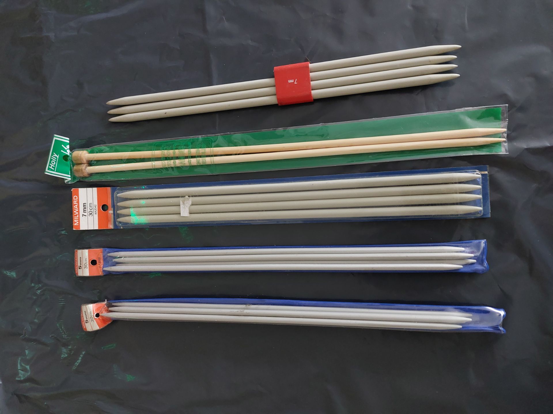 Knitting and Craft Needles - Image 3 of 14