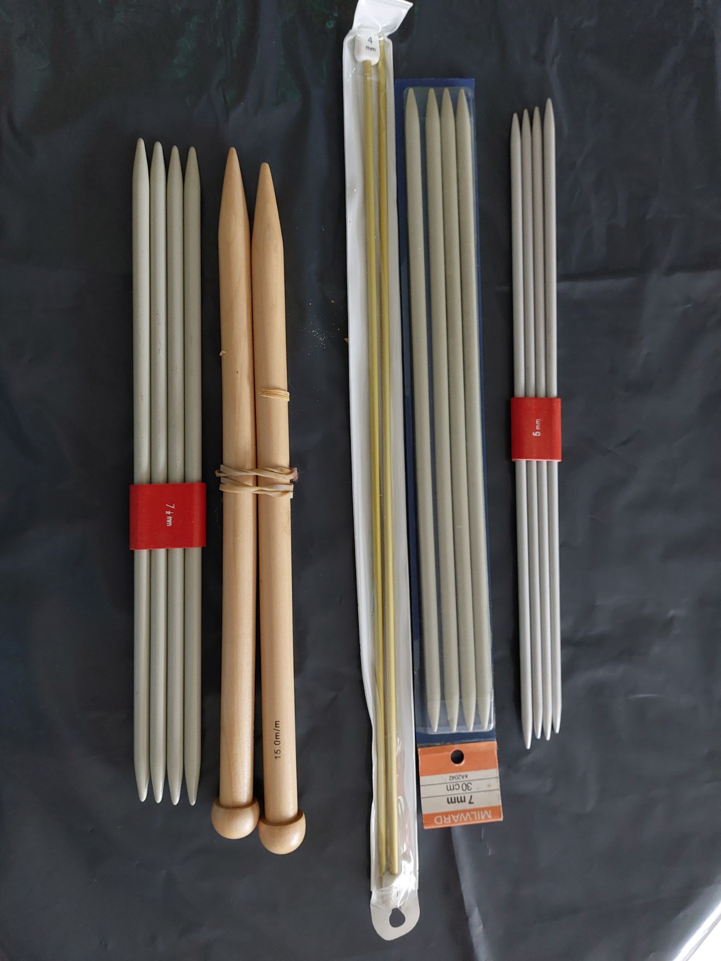 Knitting and Craft Needles - Image 6 of 14