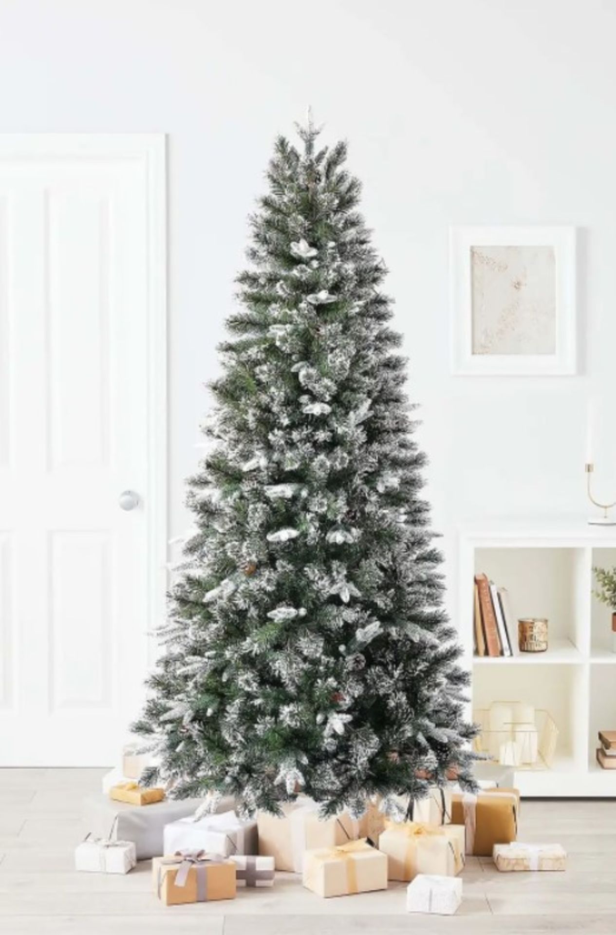 (64/5H) 3x Items. 1x 7ft Sierra Pine Pre Decorated Artificial Tree Unlit RRP £150. 1x 5ft Evergre...