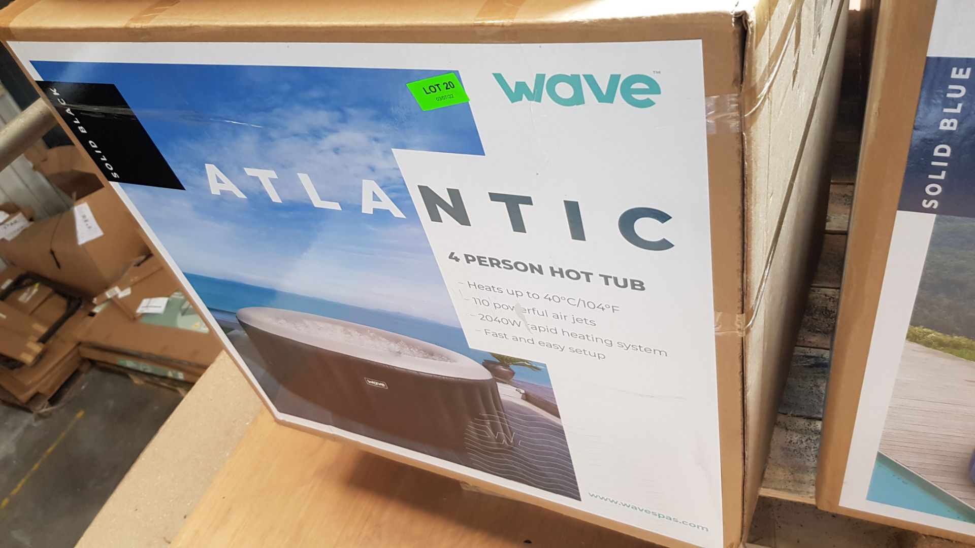 (20/Mez) RRP £455. Wave Atlantic 4 Person Hot Tub Solid Black With Pump. (Unchecked Direct Wareho... - Image 2 of 3