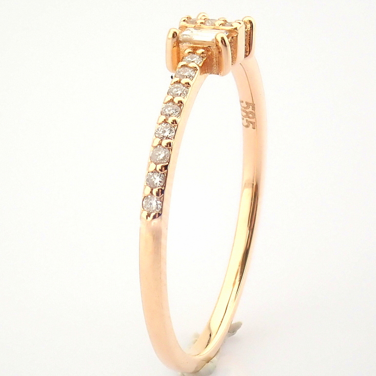 Certificated 14K Rose/Pink Gold Diamond Ring / Total 0.19 ct - Image 3 of 7