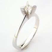 Certificated 14K White Gold Diamond Ring / Total 0.2 ct