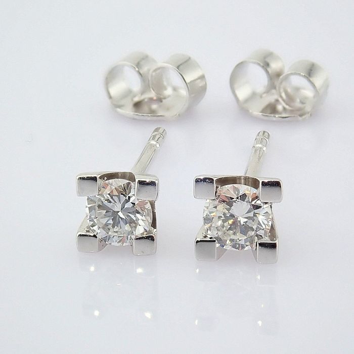 Certificated 18K White Gold Diamond Earring / Total 0.24 ct - Image 7 of 8