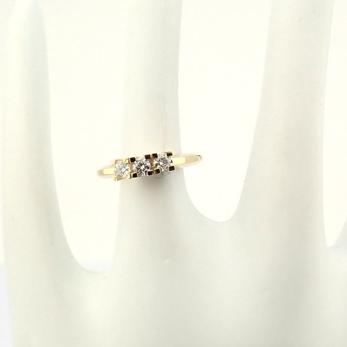 Certificated 14K Yellow Gold Diamond Ring / Total 0.41 ct - Image 8 of 8