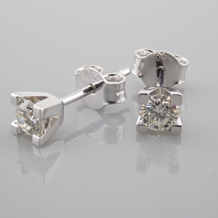 Certificated 18K White Gold Diamond Earring / Total 0.37 ct - Image 4 of 9