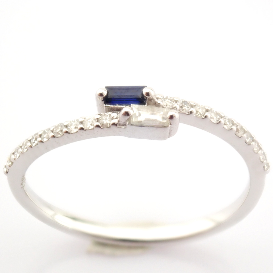 Certificated 14K White Gold Diamond & Sapphire Ring / Total 0.2 ct