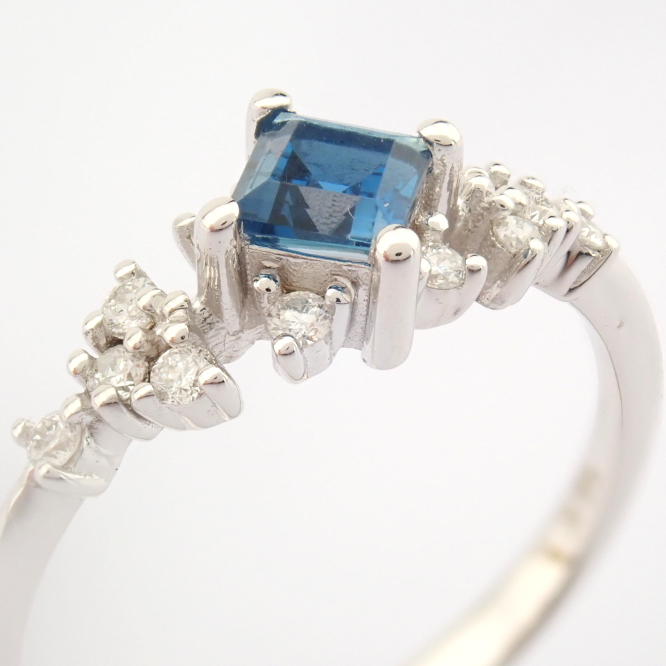 Certificated 14K White Gold Diamond & London Blue Topaz Ring / Total 0.56 ct - Image 10 of 10