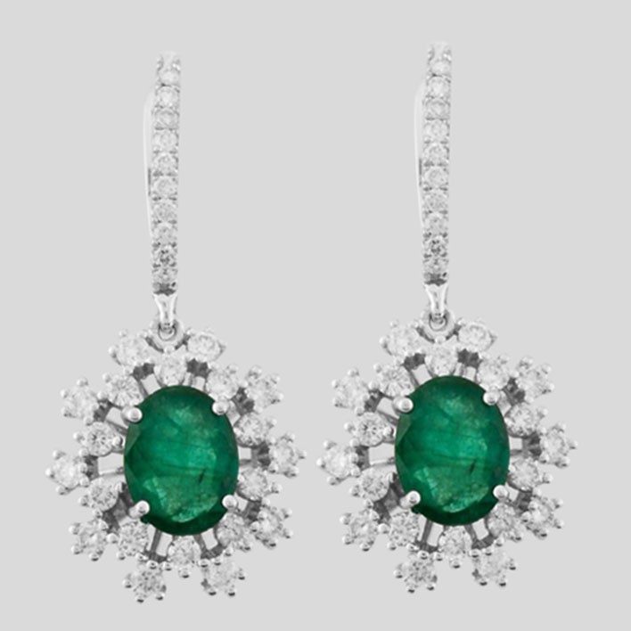 Certificated 18K White Gold Diamond & Emerald Earring / Total 3.6 ct - Image 2 of 4