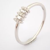 Certificated 14K White Gold Diamond Ring / Total 0.18 ct