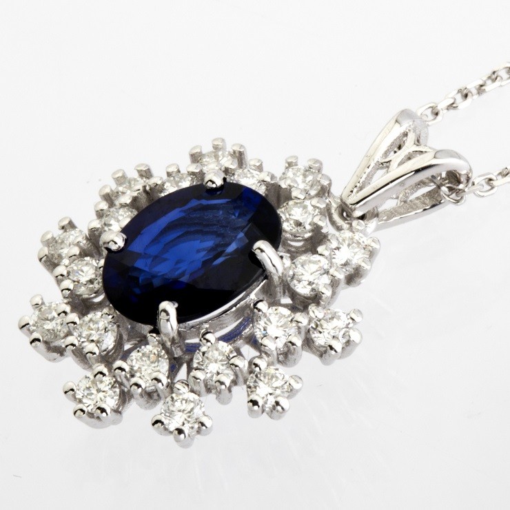 Certificated 18K White Gold Diamond & Sapphire Pendant / Total 1.77 ct - Image 6 of 9