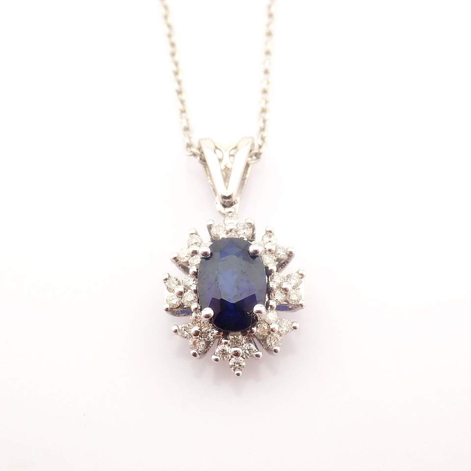 Certificated 18K White Gold Diamond & Sapphire Necklace / Total 0.7 ct