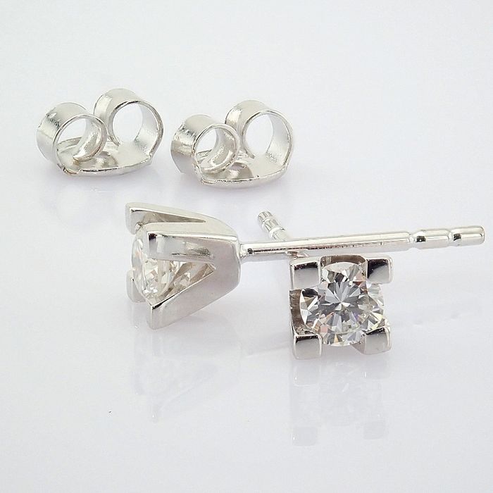 Certificated 18K White Gold Diamond Earring / Total 0.24 ct - Image 2 of 8