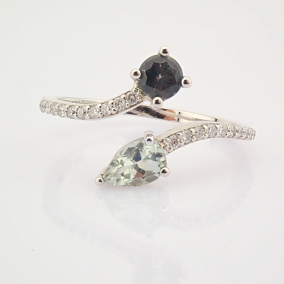 Certificated 14K White Gold Diamond & Tourmaline Ring / Total 0.84 ct - Image 2 of 6