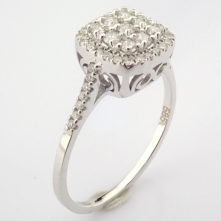 Certificated 14K White Gold Diamond Ring / Total 0.36 ct - Image 5 of 9