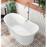 RRP £1,750. Traditional Double Ended Slipper Bath. 1676 x 860mm. Unused. Hairline Damage Seen At...