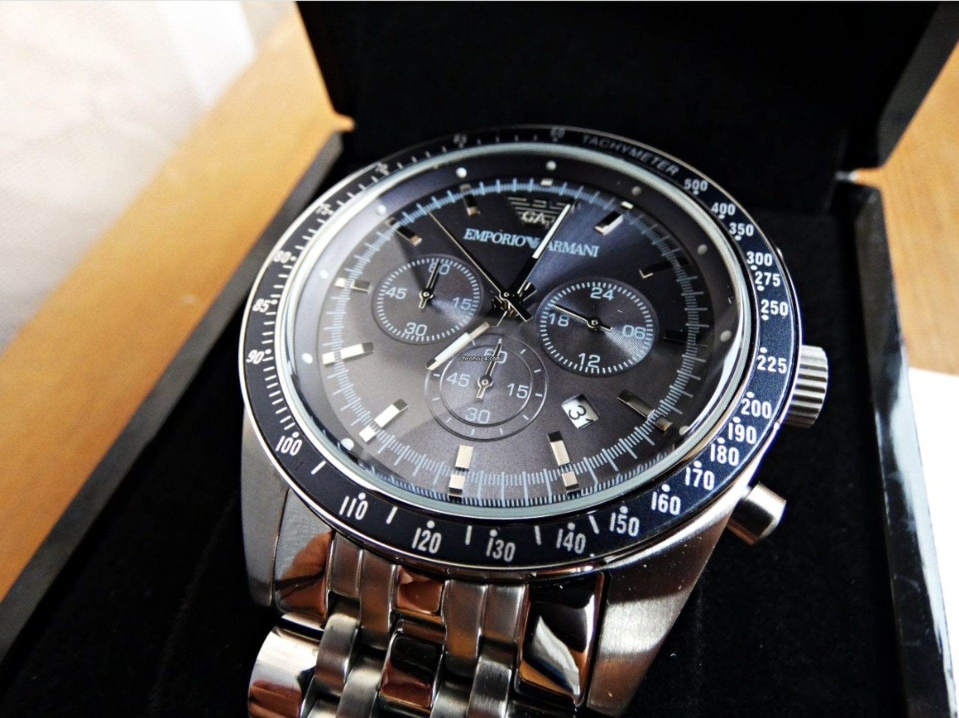 Emporio Armani AR6072 Men's Quartz Chronograph Designer Watch - Image 8 of 9