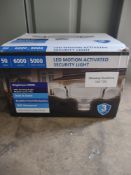 Led Motion Activated Security Light. RRP £21.99 - GRADE U