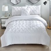 Pinch Pleat Duvet Cover Set Super King. RRP £23.99 - GRADE U