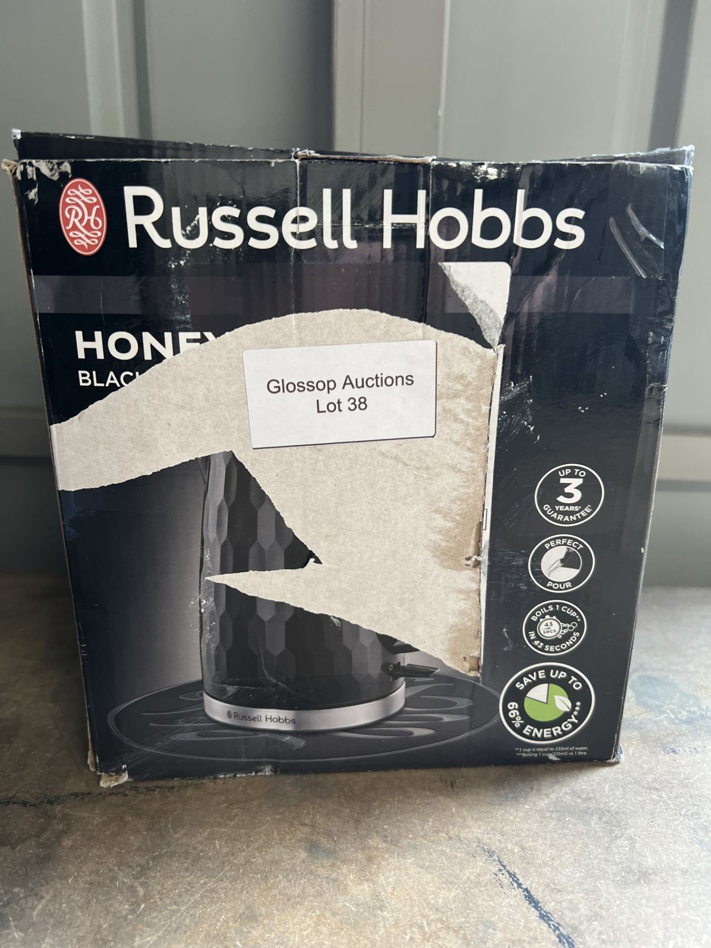 Russell Hobbs Honeycomb Black Plastic Kettle. RRP £30.00 - GRADE U - Image 2 of 2