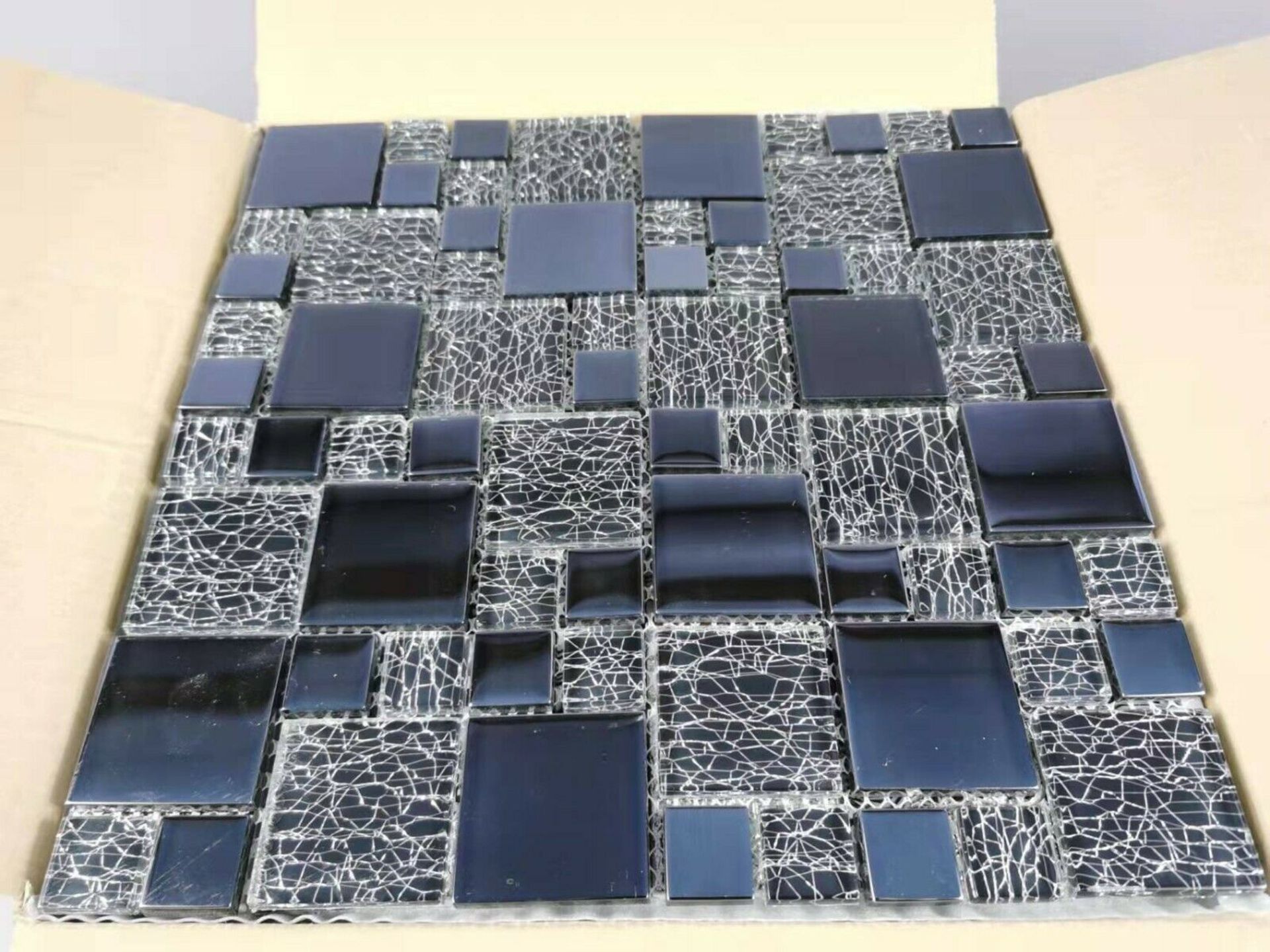 10 Square Metres - High Quality Glass/Stainless Steel Mosaic Tiles -110 sheets - Image 2 of 5