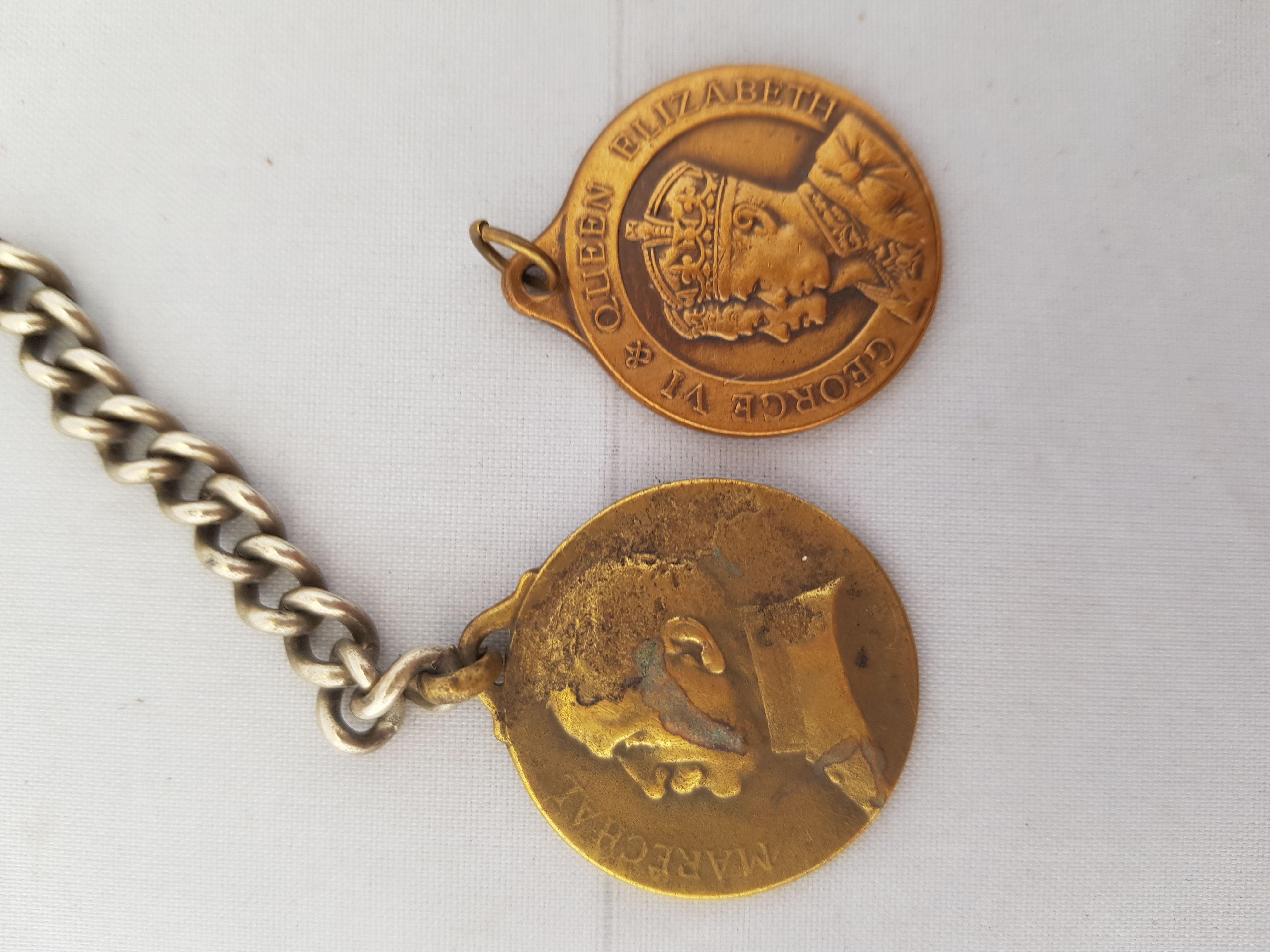 2 Fobs and Chains Dated 1918 and 1937 - Image 2 of 4