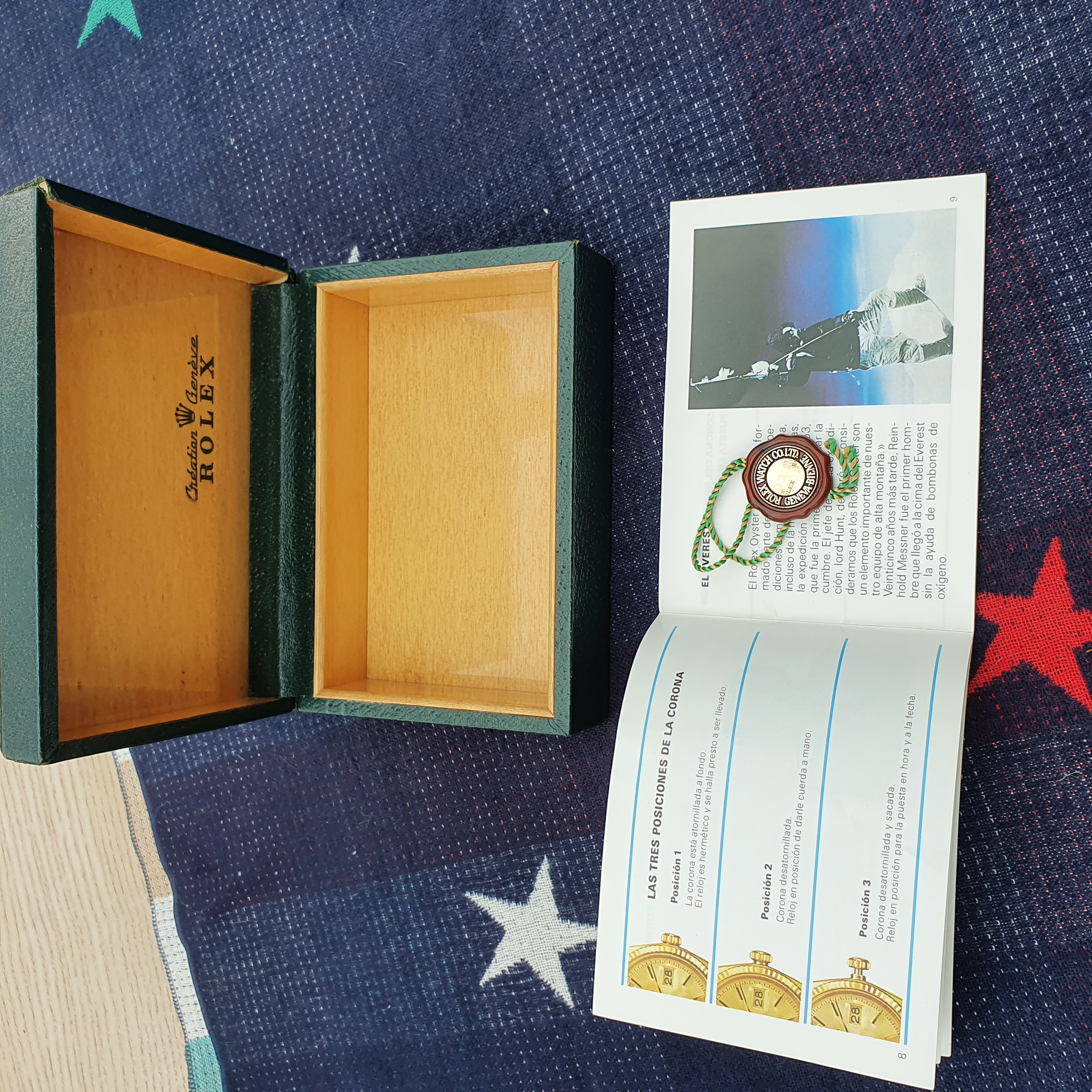 Rolex Box, Oyster Booklet (Spanish), Swingtag with Hologram - Image 3 of 3
