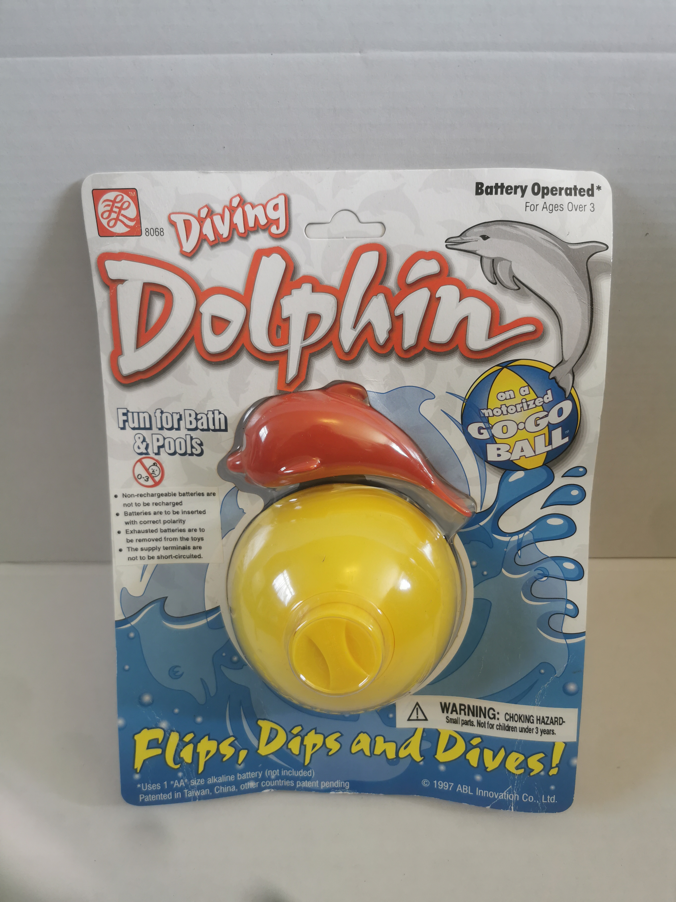 24 x Diving Dolphin Brand New 1980s Vintage Bath Toys