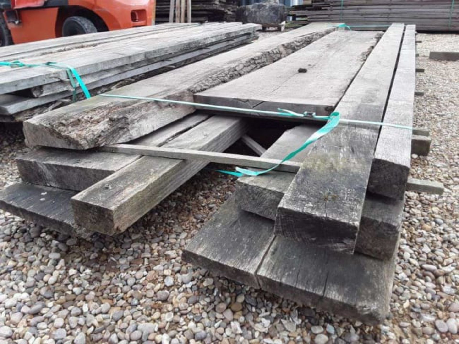 8 x Hardwood Air Dried Sawn Waney Edge / Square Edge English Oak Boards / Planks - Bild 4 aus 5