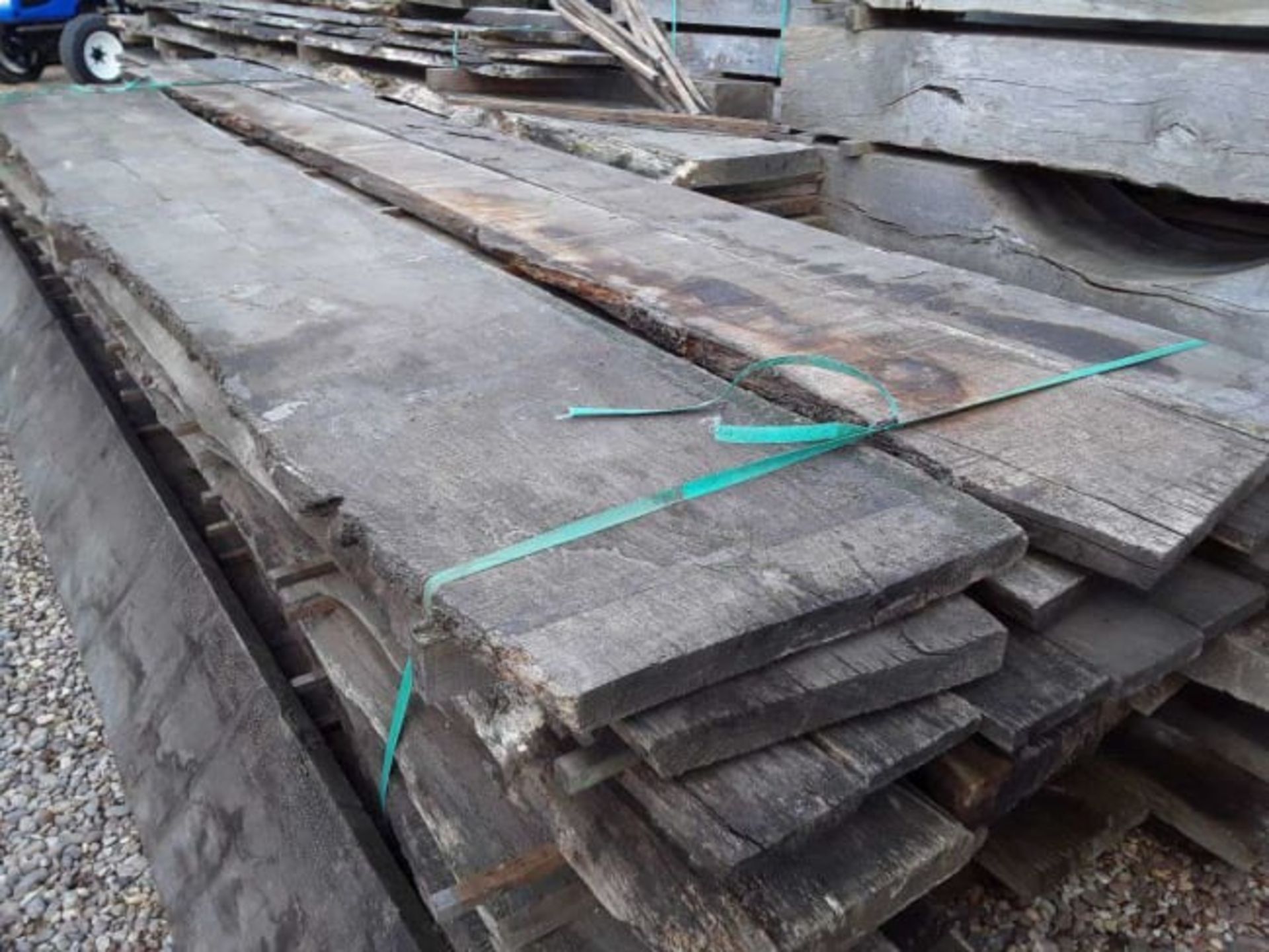 13 x Hardwood Timber Sawn Air Dried English Oak Waney Edge / Live Edge Boards / Slabs / Planks - Image 3 of 7