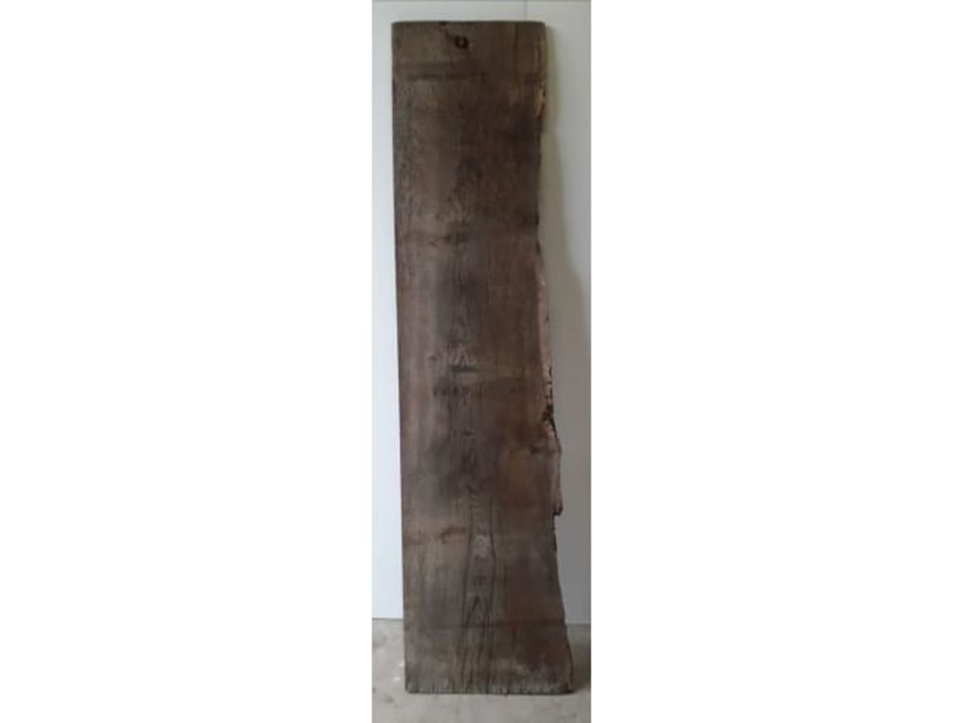 1 x Hardwood Air Dried Sawn Timber Waney Edge / Live Edge English Oak Board / Plank - Image 3 of 7