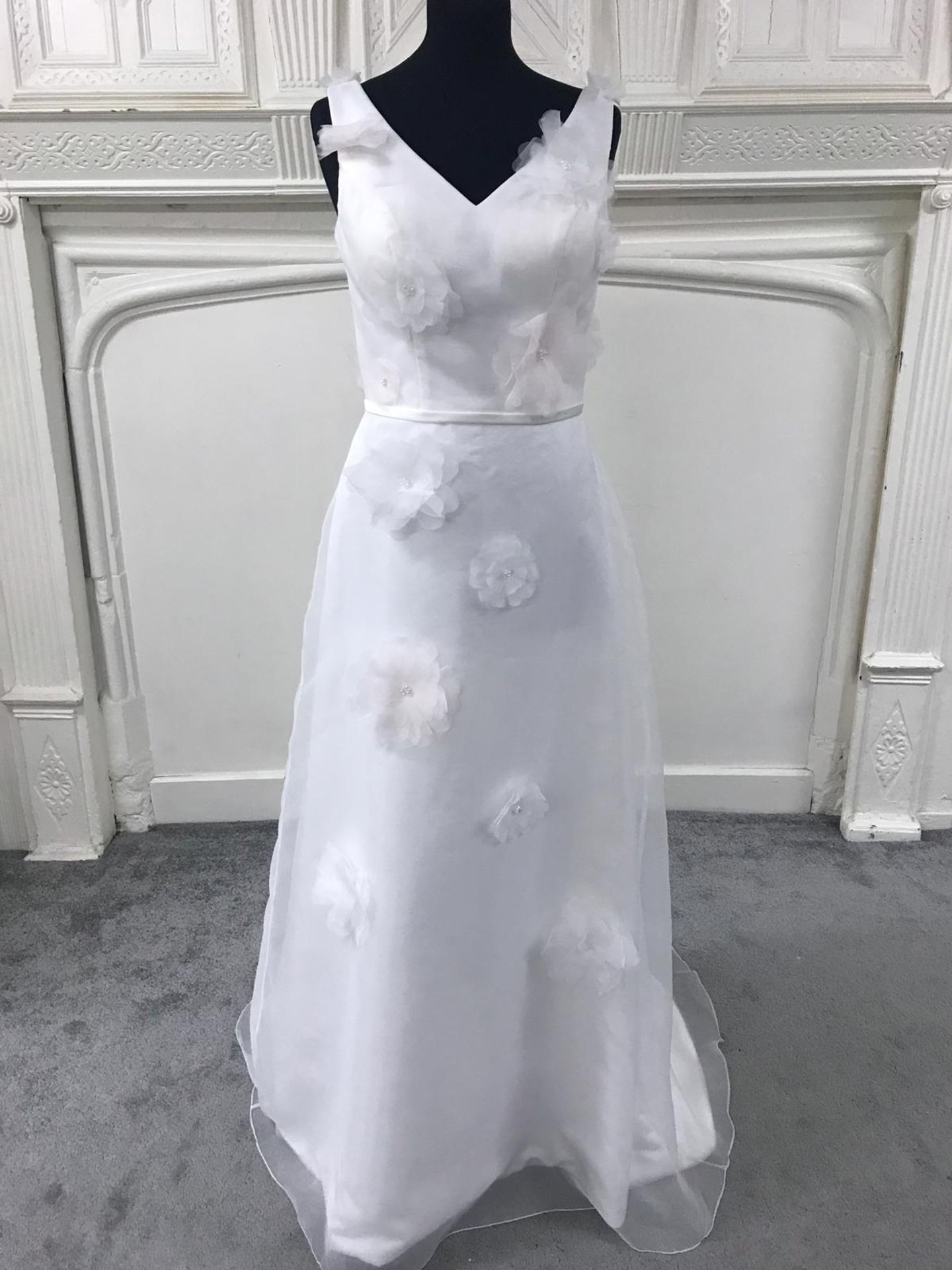 Alexia Wedding Dress Size 8 Ivory and Blush - Image 5 of 6