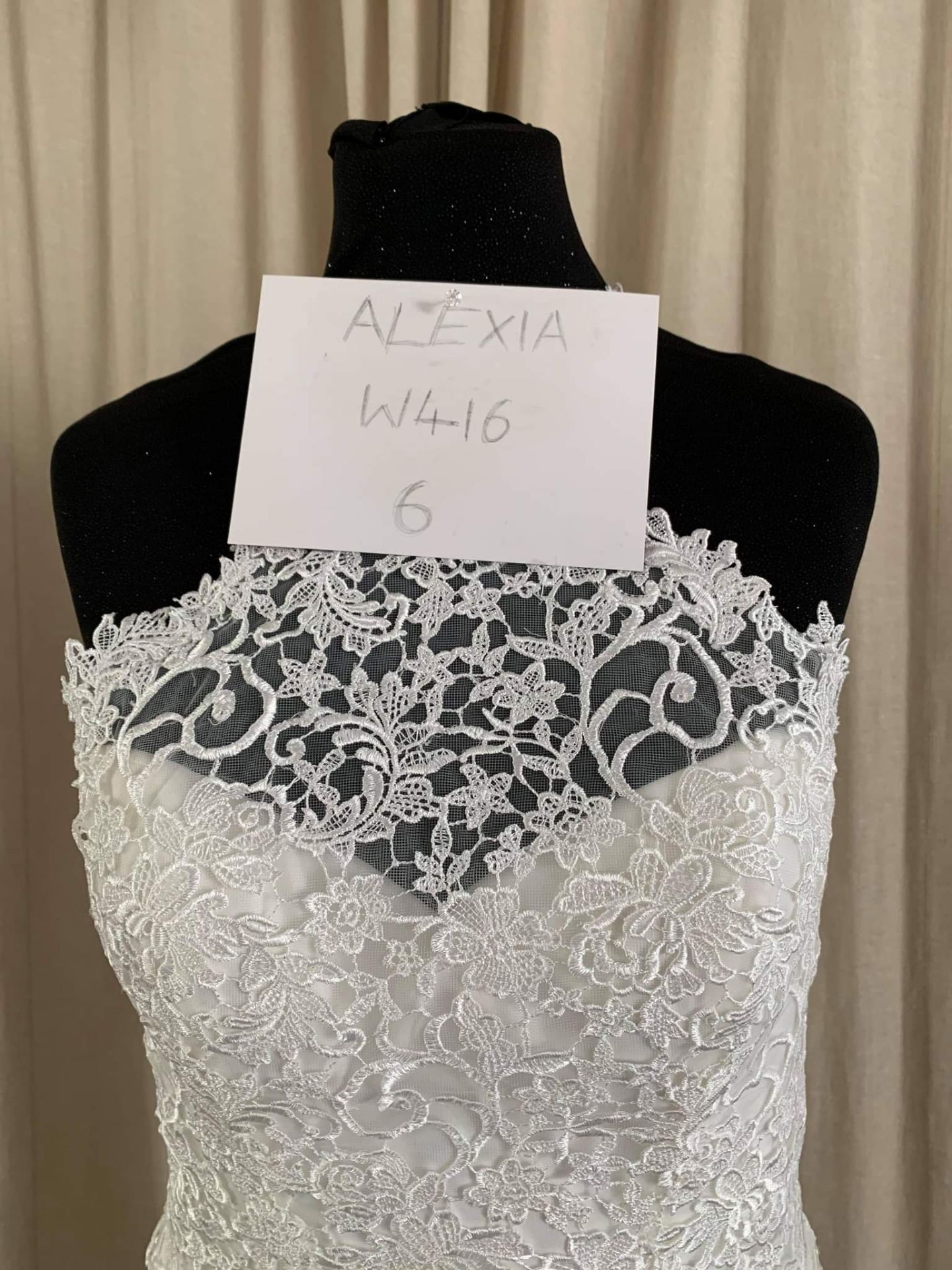 Alexia Wedding Dress Style W416 Size 6 - Image 2 of 5