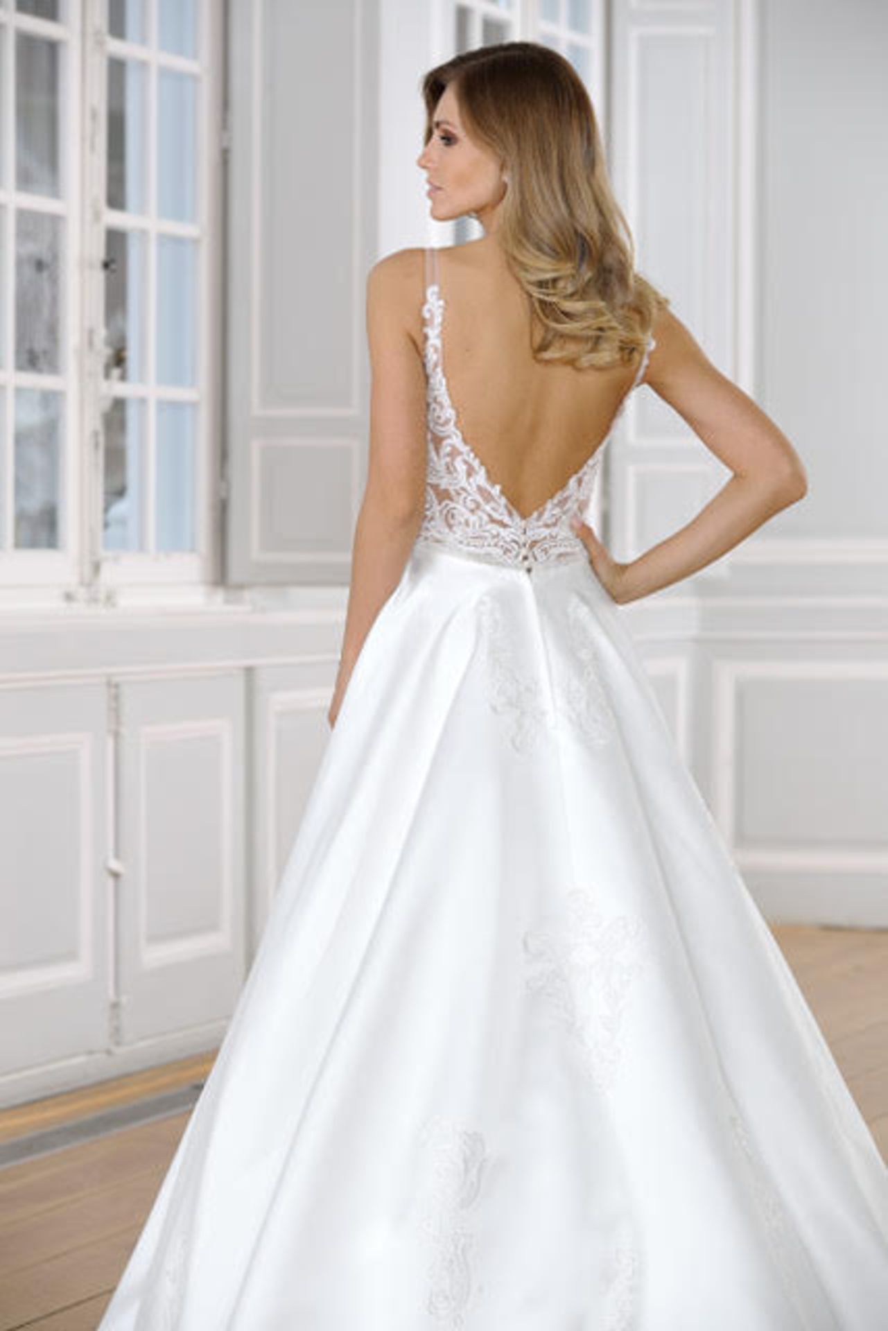 Ladybird Bridal Style LB520035 in Size 10. RRP £1,395