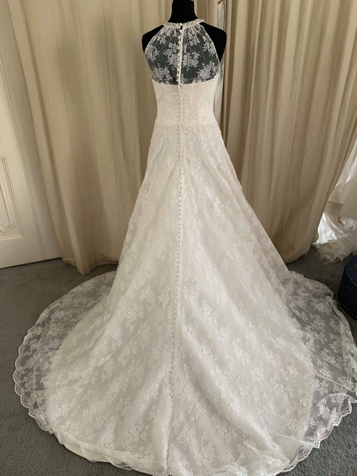 Veromia Bridal Halter Neck Wedding Dress. £1,495 RRP. Approx. Size 12. Ivory