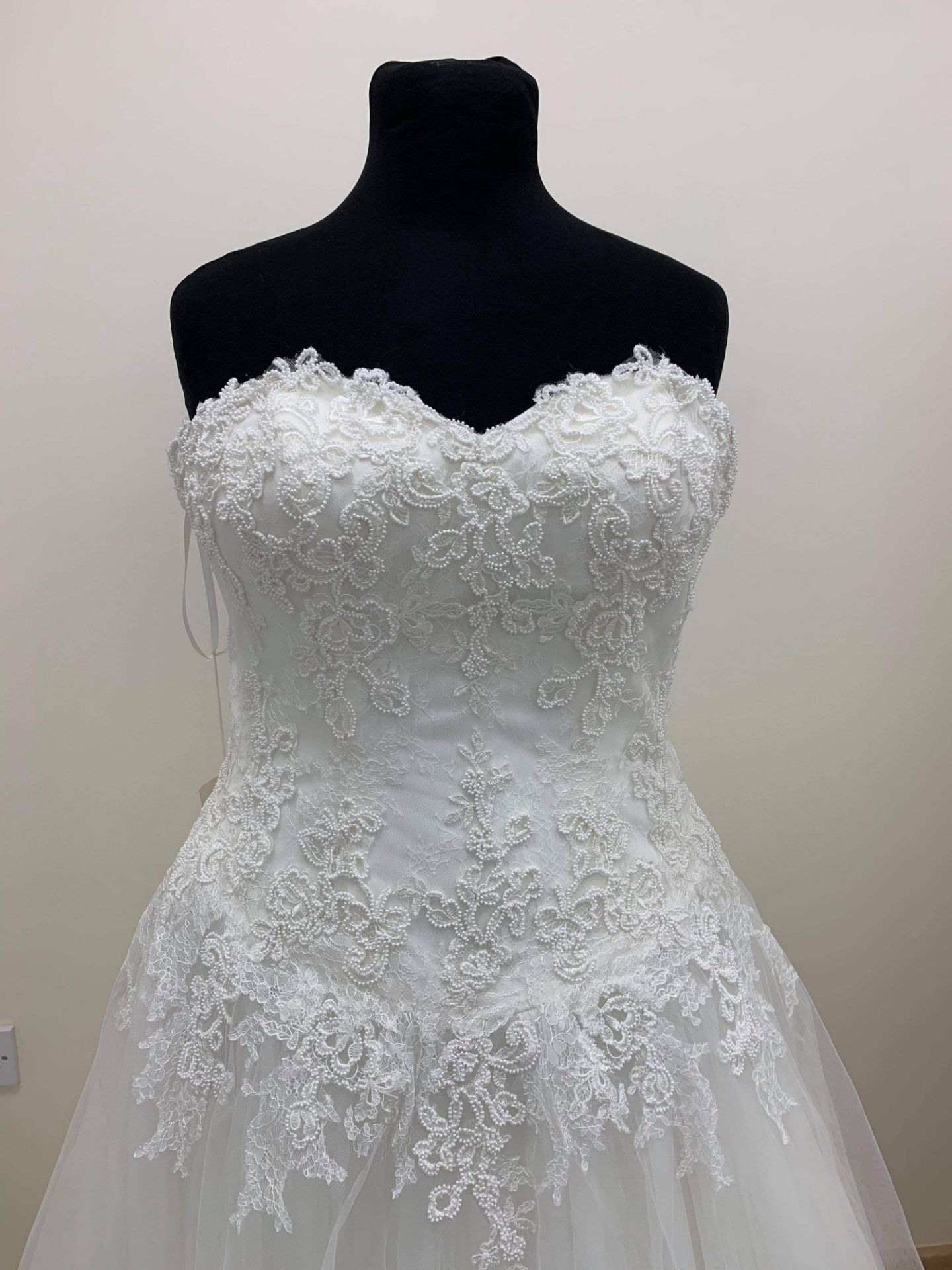 Ladybird Wedding Gown Style 417034 Size 18