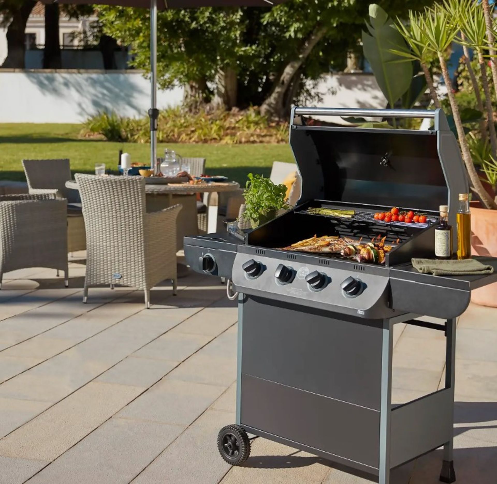 (41/P) RRP £250. Texas Nimbus 4 Burner Gas BBQ. (L130x W58.5x H107.5cm). - Image 6 of 6