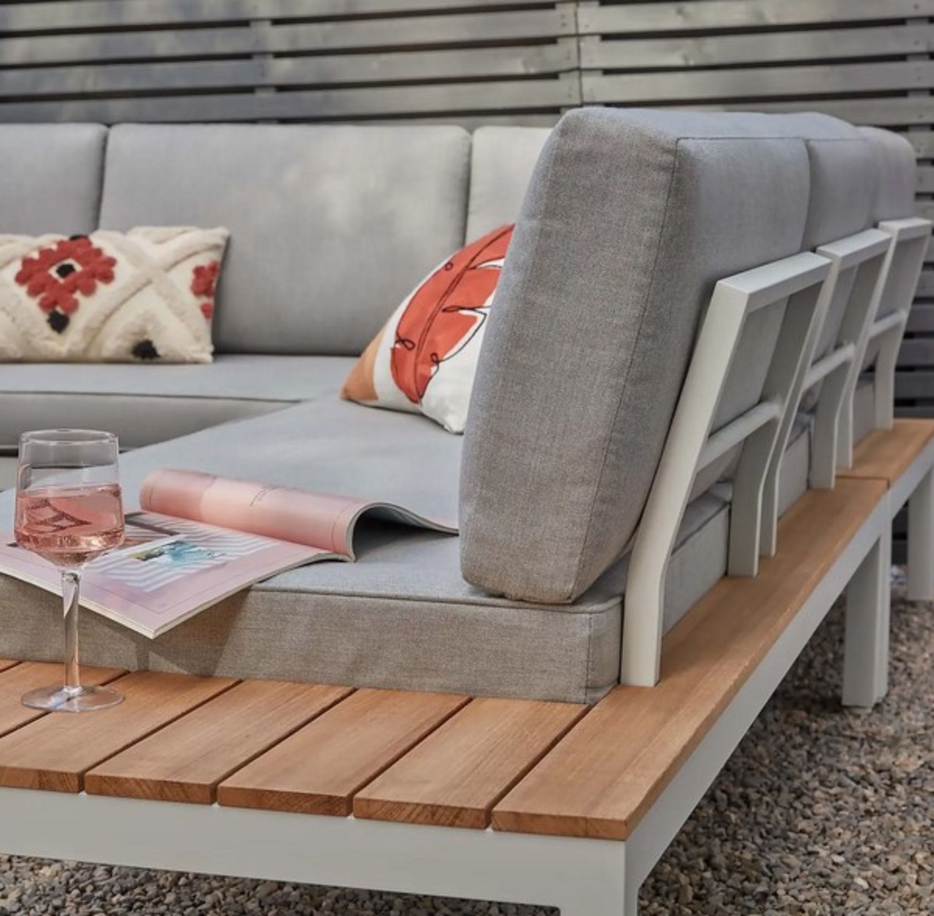 (2/P) RRP £1100. Hartington Spirit Collection Grey Metal Garden Corner Sofa Set. Stylish And Vers... - Image 2 of 12