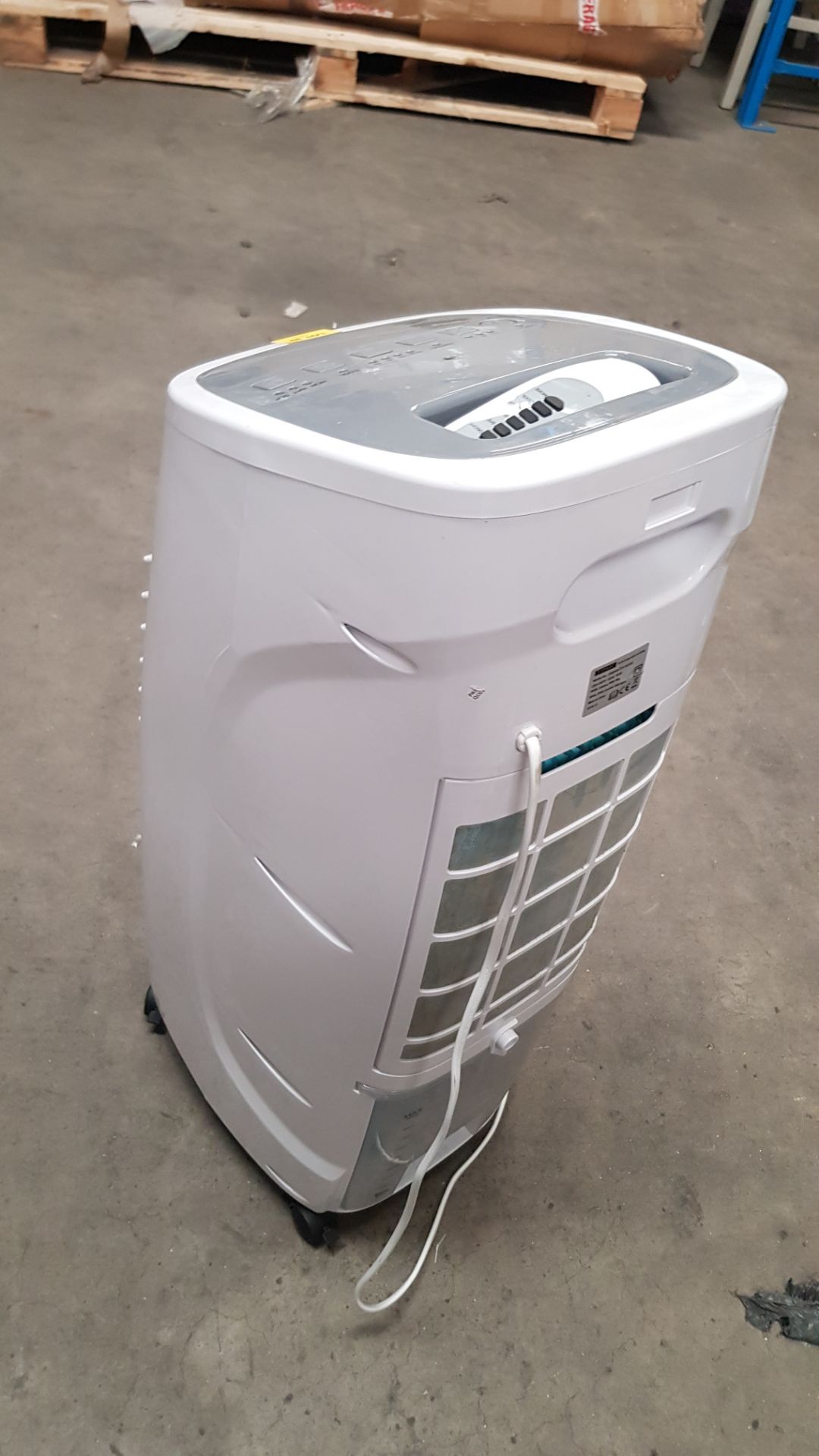 (39/5E) RRP £115. Stylec 9L Evaporative 3 Speed Air Cooler With Remote Control. (Some Damage Seen... - Image 6 of 9