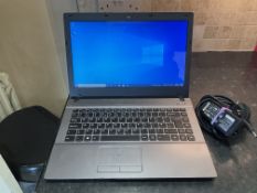Clevo W504SU Laptop Windows 10 13” Intel Core i5-4210M 4GB 60GB SSD WEBCAM WiFi HDMI Office