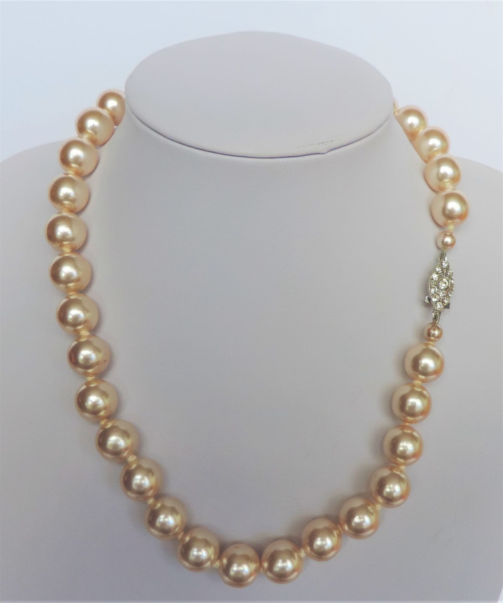Vintage 18 inch Pearl Necklace