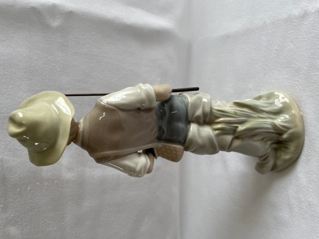 Lladro 4890 Fisher Boy Figurine - Image 2 of 3