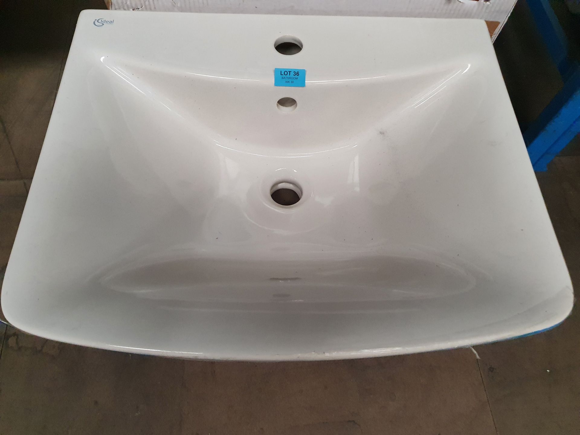 Title: RRP £125. Ideal Standard 560w x 460mm Basin. Appears New & UnusedDescription: RRP £125. Ideal - Image 2 of 2