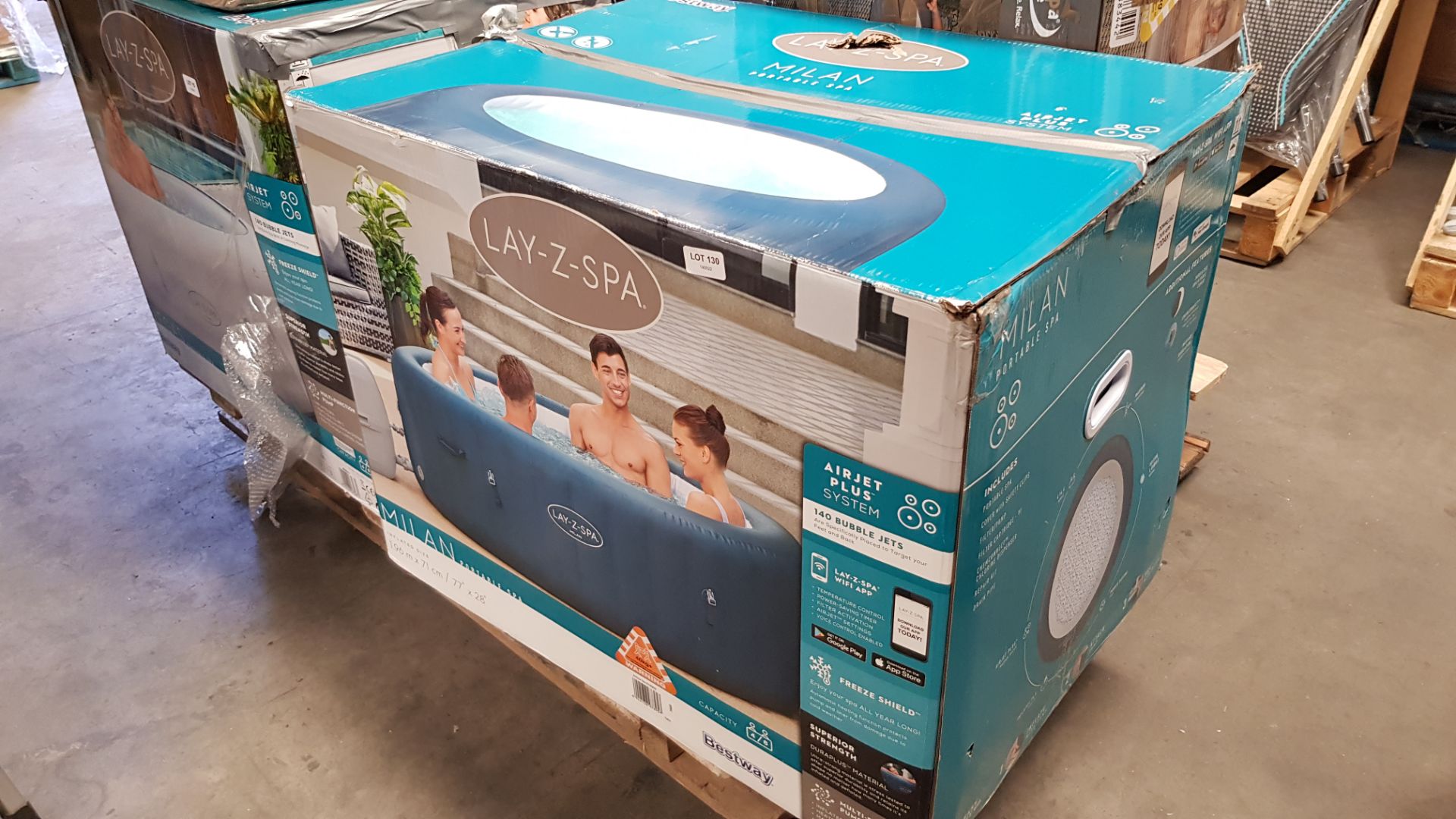 (130/P) RRP £500. Lay-z Spa Milan Portable Spa. Lot Includes 1x Wave Spa Pump & Hose Model 290758... - Image 3 of 12