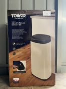 Tower 42L Square Sensor Bin. RRP £45.00 - GRADE U